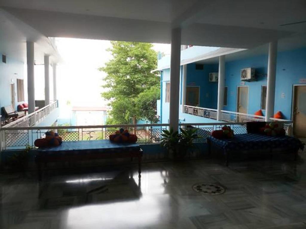 Hotel Sri Yoga Mandir Varanasi Exterior foto